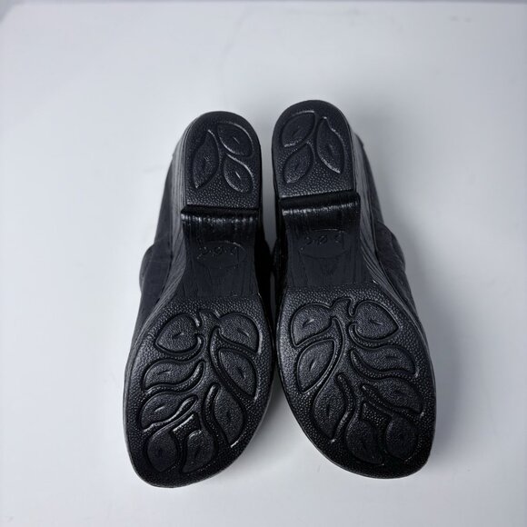 B.O.C. BORN NADIYYA Women's Black Ostrich Print Comfort Clog US 8M Boho, Casual - Picture 9 of 11